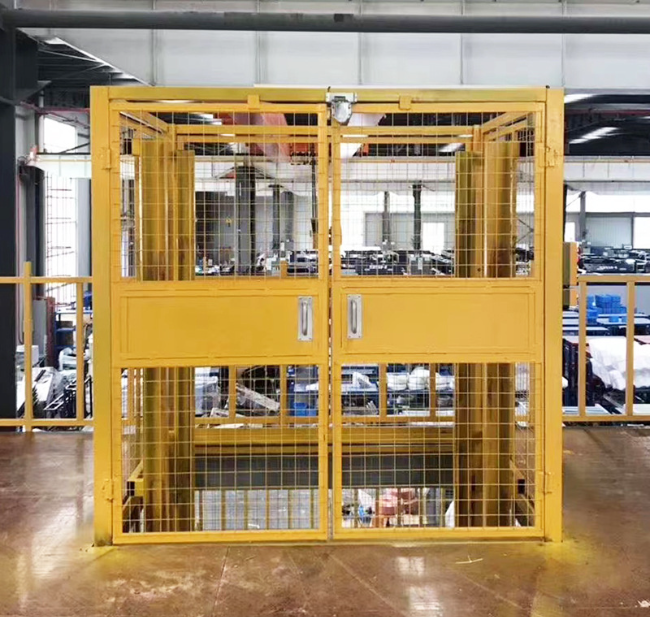 新乡智能导轨式升降机亮相